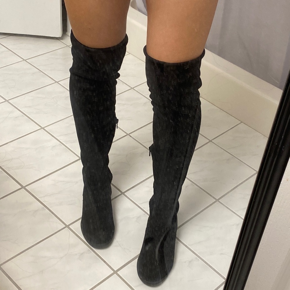Black thigh high boots size 7